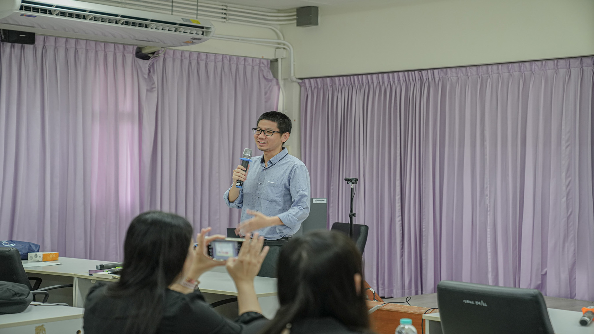 เสวนางานวิจัย หัวข้อ “Proteomic and peptidomic studies in Drug Discovery: Advancing Targeted Therapies from Bench to Bedside for Agile Precision Medicine Development”